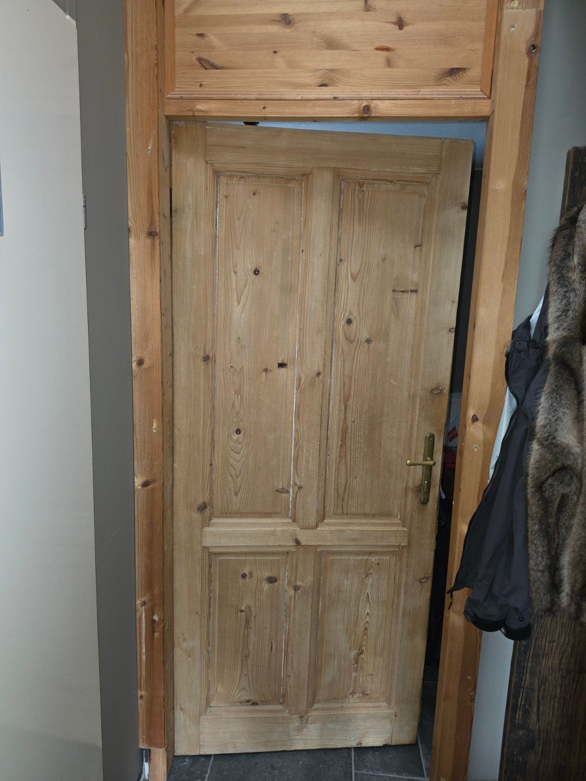 Oud grenen opdekdeur 207x88, Doe-het-zelf en Verbouw, Deuren en Horren, Ophalen, Gebruikt, Binnendeur, 200 tot 215 cm
