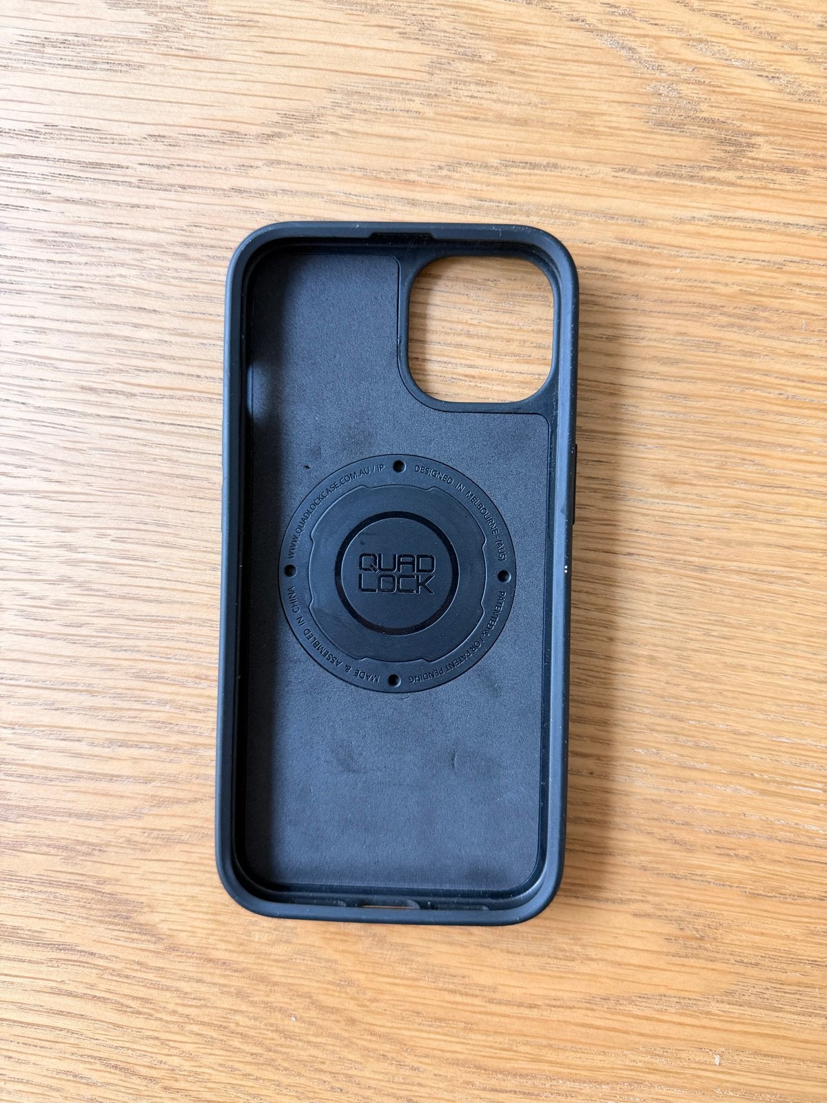Quad Lock hoesje voor iPhone 14, zo goed als nieuw, Kunststof, IPhone 14, Quad Lock, Hoesje of Tasje