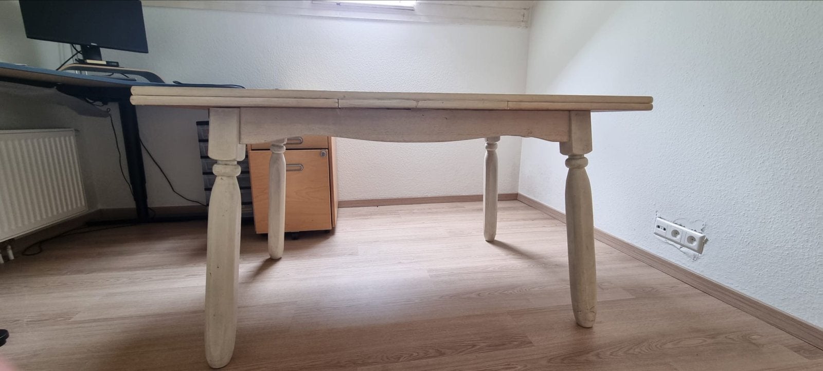 Uitschuifbare eettafel - geverfde eiken tafel