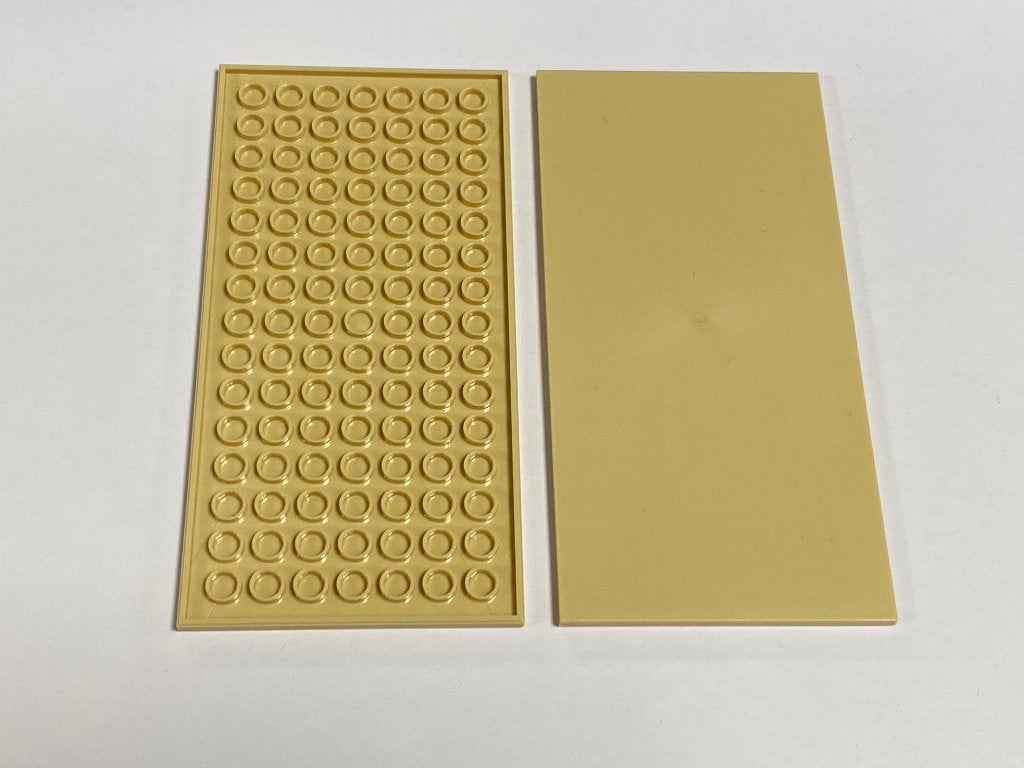 Partij 2x nieuwe 8x16 Lego tegels in diverse kleuren, Kinderen en Baby's, Speelgoed | Duplo en Lego, Overige thema's, Lego, Nieuw