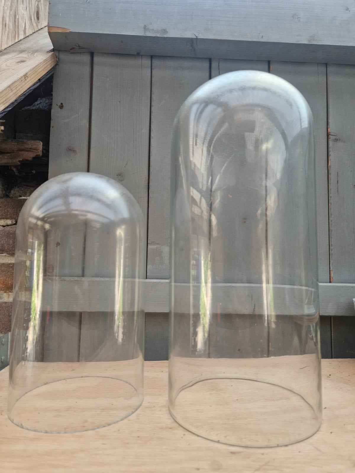 Set van 2 glazen stolpen - 30 cm en 35 cm hoog, Huis en Inrichting, Gebruikt, Onbekend@voorbeeld.com, Onbekend, Set