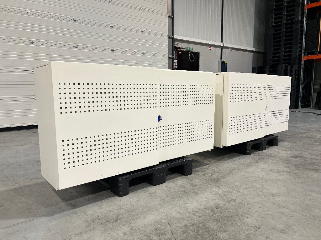 2x lage metalen schuifdeurkasten 160 cm x 84 cm x 46 cm, Huis en Inrichting, Kasten | Roldeurkasten en Archiefkasten, Ophalen