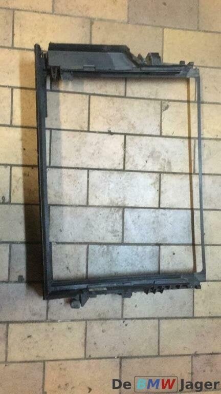 Radiatorsteun BMW 7-serie E65 E66 17117507970, Gebruikt, Ophalen of Verzenden, BMW, BMW