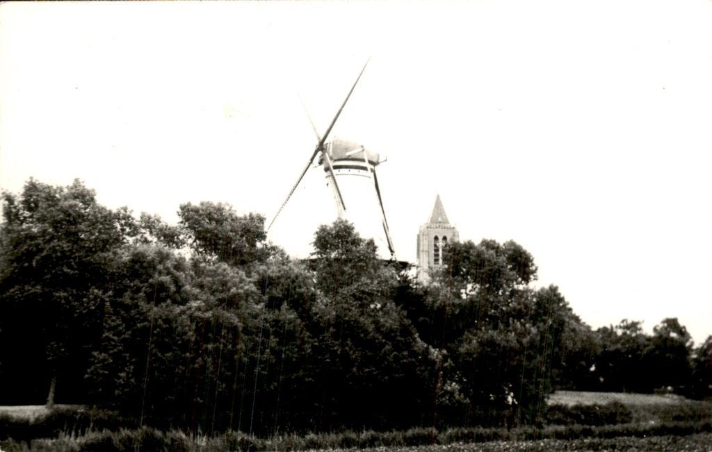 Tholen - Molen - met kerktoren, Ophalen of Verzenden, 1960 tot 1980, Gelopen, Zeeland