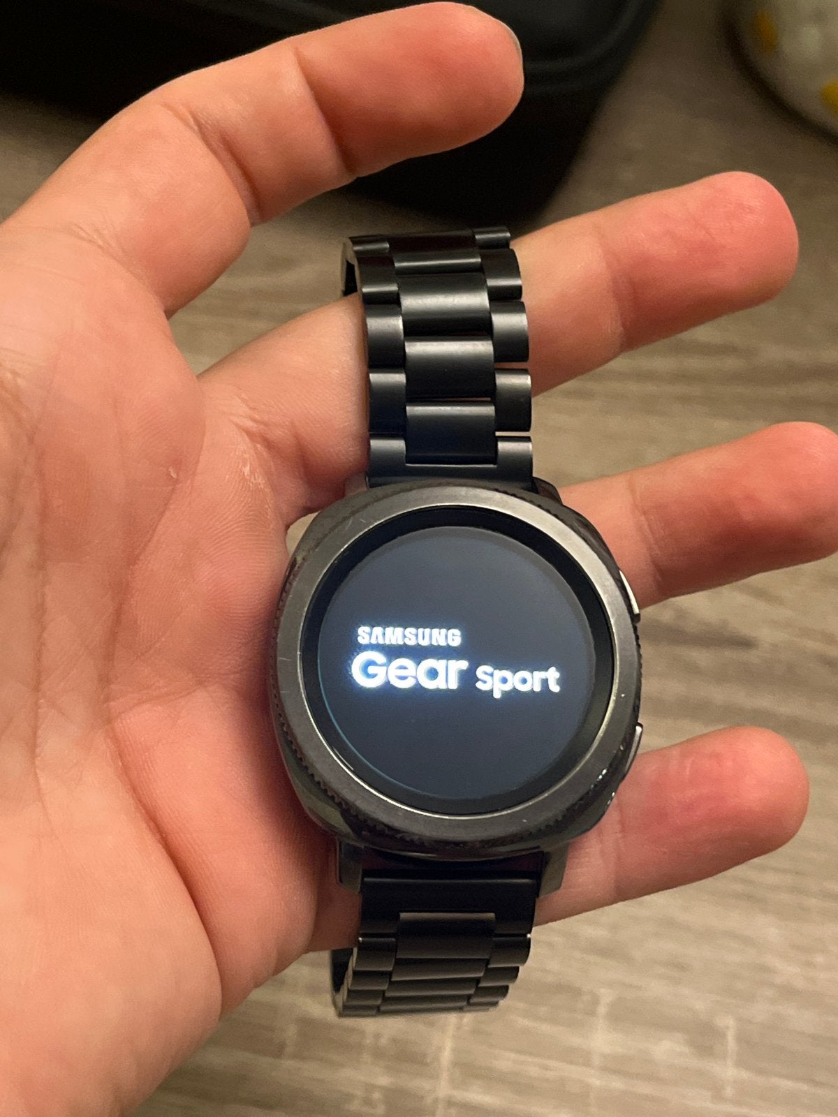 Samsung Gear Sport SM-R600 met draadloze oplader, Sieraden, Tassen en Uiterlijk, Smartwatches, Zwart, Ophalen of Verzenden, Waterdicht