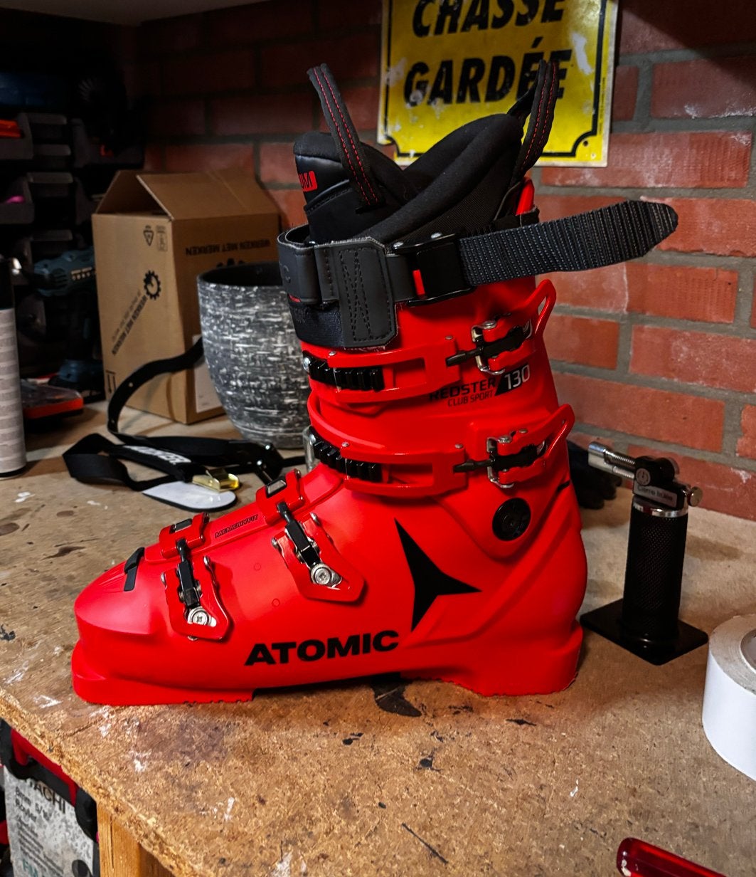 Atomic Redster CS 130 Skischoenen - Mondo 29/29.5, Ophalen, Schoenen, Zo goed als nieuw, Atomic