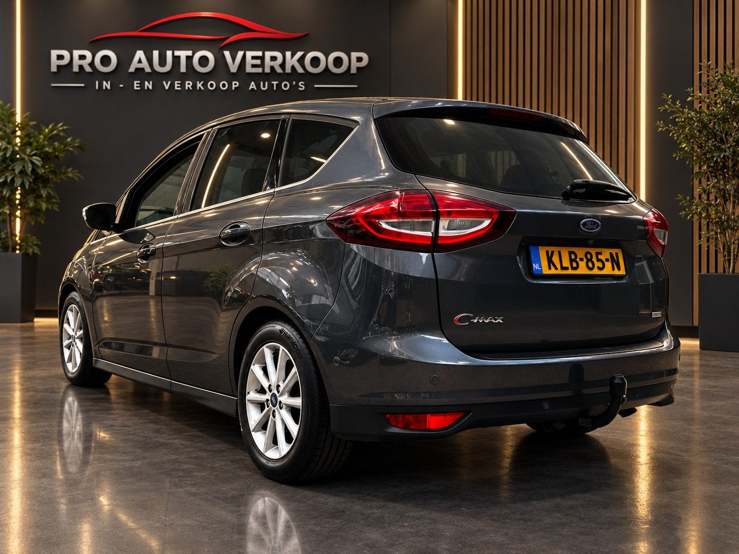 Ford C-MAX 1.5 Titanium PDC_Cruise_Automaat_Cruise_trekh, Dealer onderhouden, 15 km/l, Euro 6, 4 cilinders