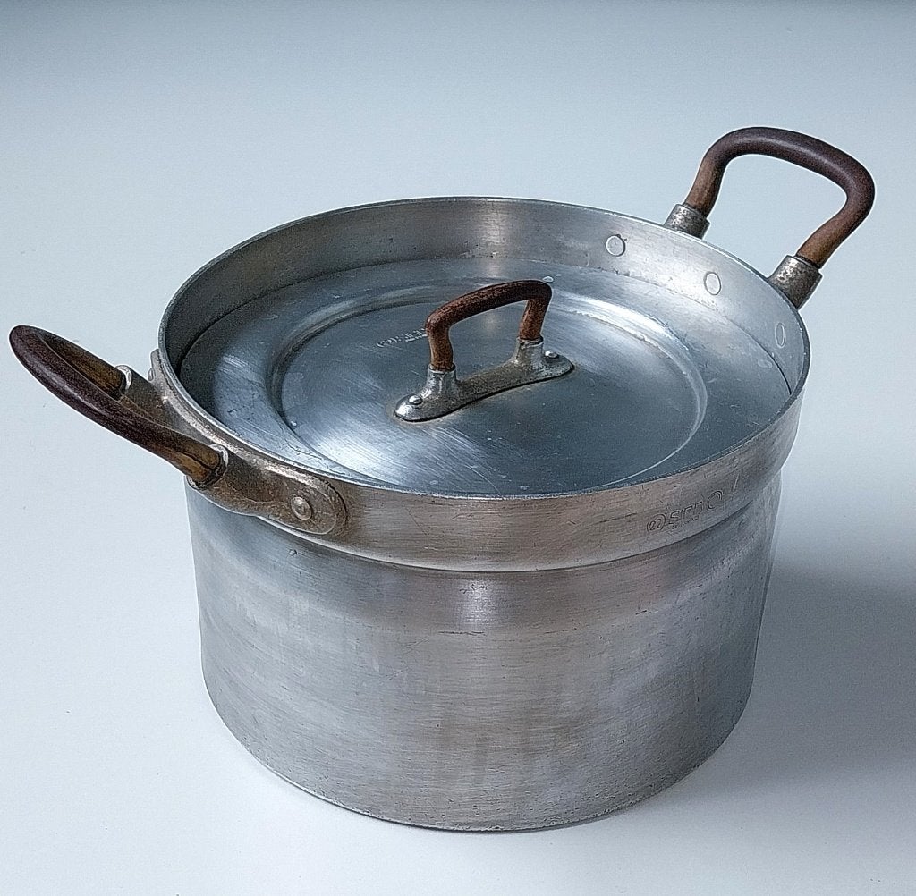 Oude Aluminium pan + deksel, SIGG Switzerland (22), jaren 50, Gebruikt, Met deksel, Aluminium, Ophalen of Verzenden
