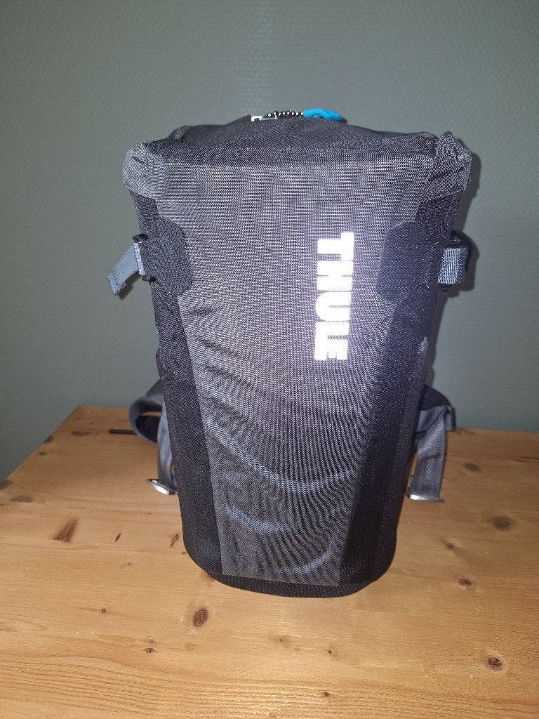 Thule Perspectiv Toploader L, Blauw, Ophalen of Verzenden, Zo goed als nieuw, Zijvakken