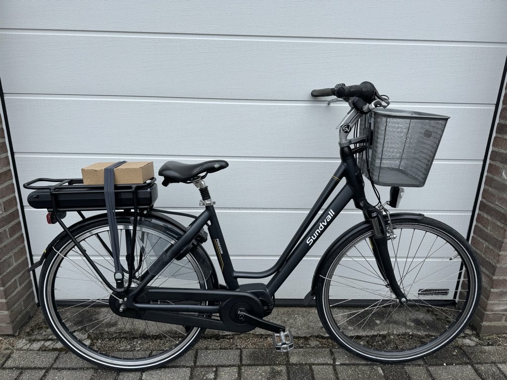 Sundvall elektrische fiets | z.g.a.n.! | 80Nm middenmotor, Zo goed als nieuw, 47 tot 51 cm, 50 km per accu of meer, Ophalen