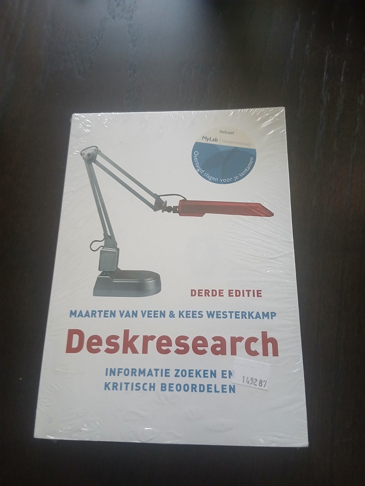 Deskresearch: Informatie zoeken en kritisch beoordelen, Maarten van Veen & Kees Westerkamp, Nieuw, Gamma, HBO