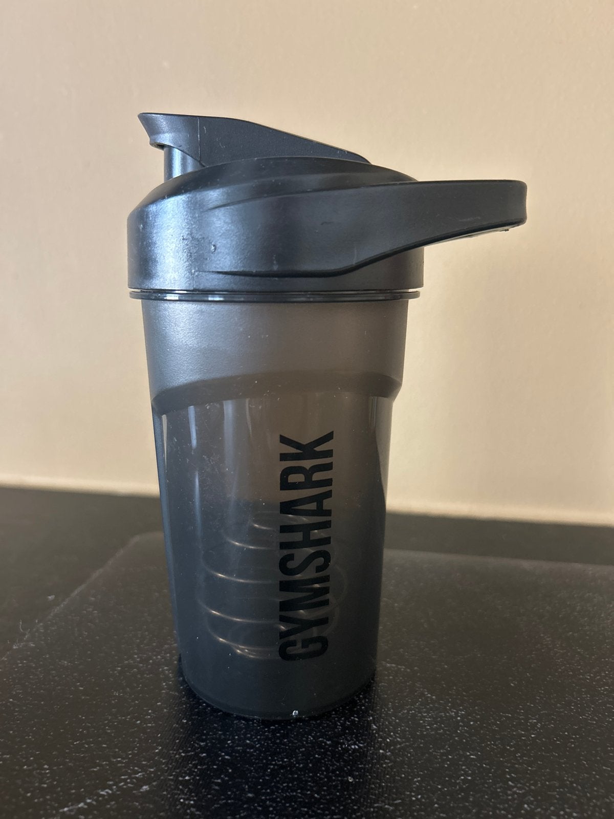Gymshark Shakebeker, Ophalen of Verzenden, Gebruikt