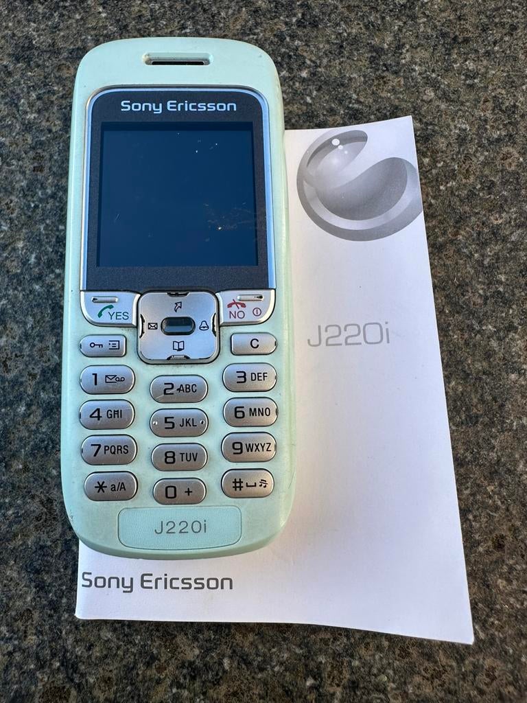 Sony Ericsson J220i, Ophalen of Verzenden, Gebruikt, Zwart, Overige systemen