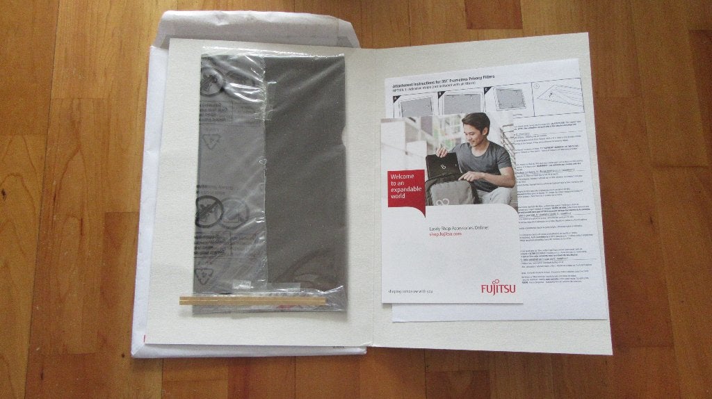 Fujitsu Privacy Scherm Filter 34cm 13,3 inch, Computers en Software, Laptophoezen, Ophalen of Verzenden, 13 inch, Nieuw