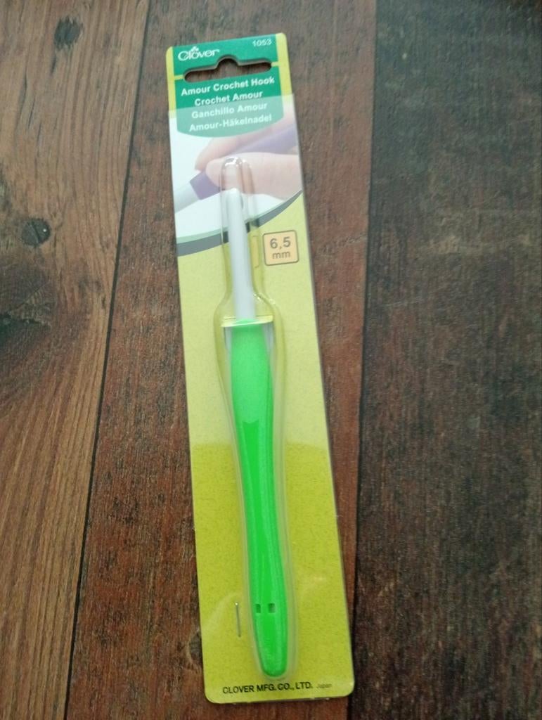 Nieuwe Clover Amour haaknaald - ligt fijn in de hand, Hobby en Vrije tijd, Breien en Haken, Ophalen of Verzenden, Nieuw, Haken