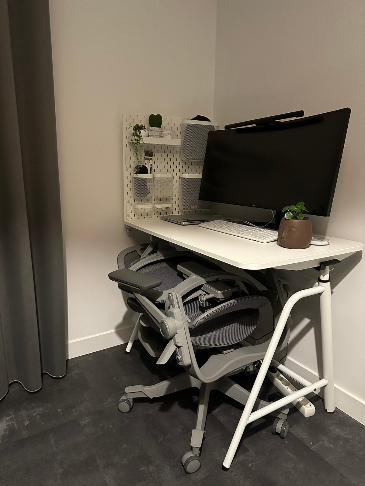 Zit sta bureau klein ikea hendel, Ophalen, Zo goed als nieuw