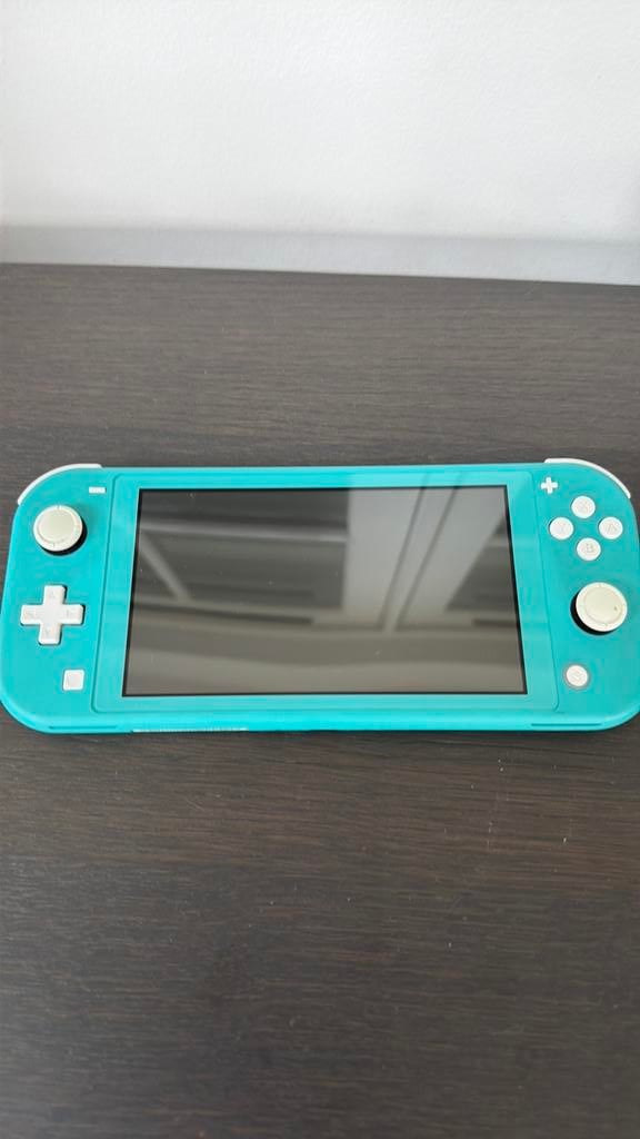 Nintendo Switch Lite turquoise met hoes en eShop tegoed, Ophalen, Turquoise, Gebruikt, Met beschermhoes of tas