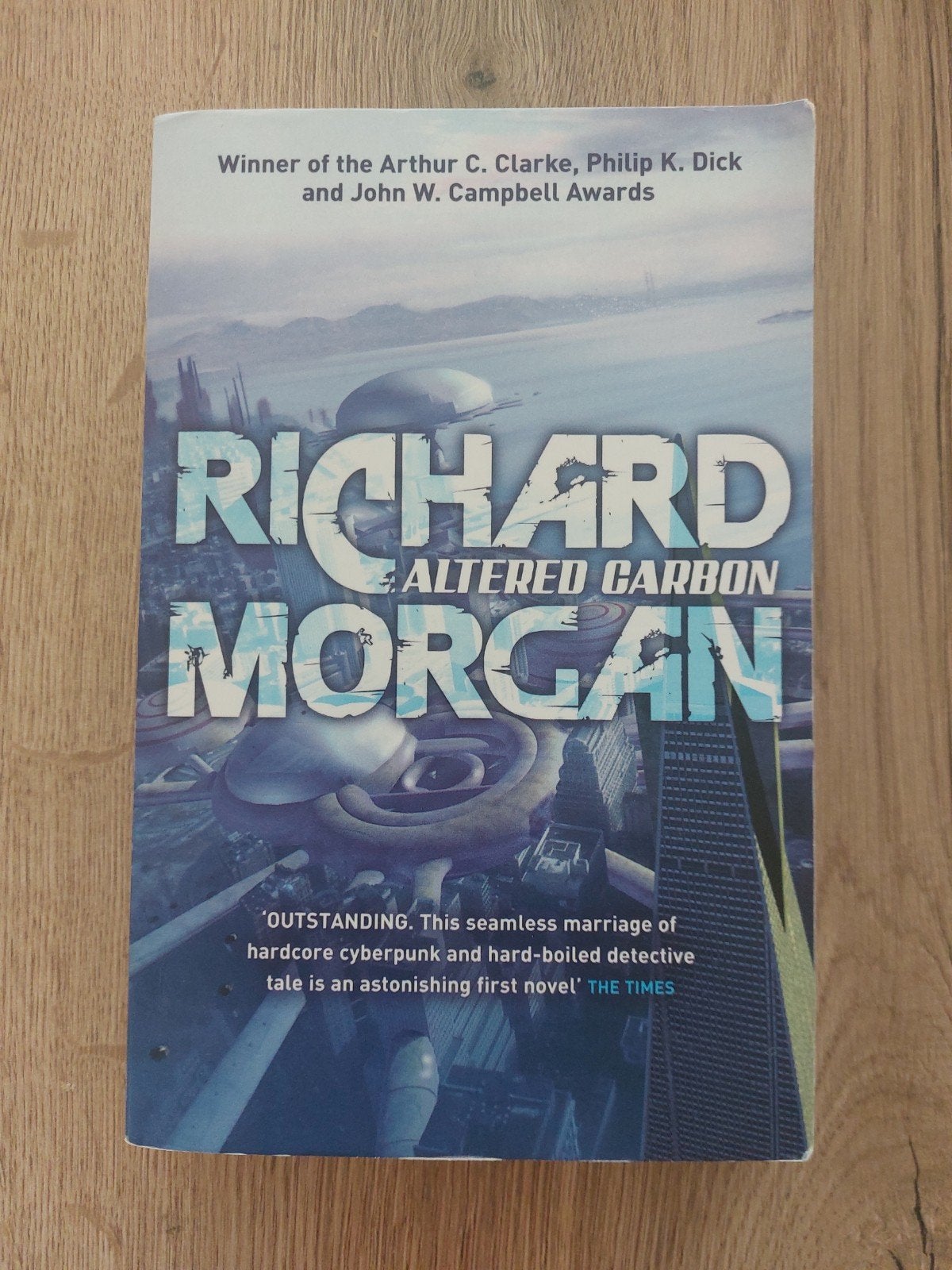 Altered Carbon - Richard Morgan (Engelstalig), Boeken, Ophalen of Verzenden, Gelezen, Richard Morgan