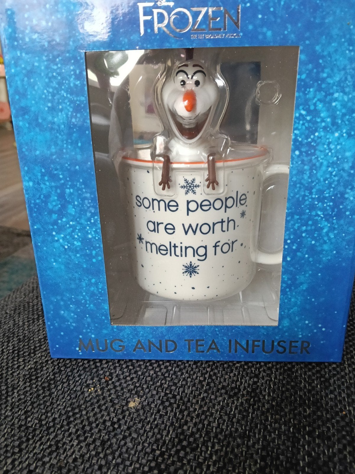 Disney Frozen Olaf Mok en Thee-ei Set - Nieuw in Doos, Overige typen, Nieuw, Ophalen of Verzenden, Steen/keramiek