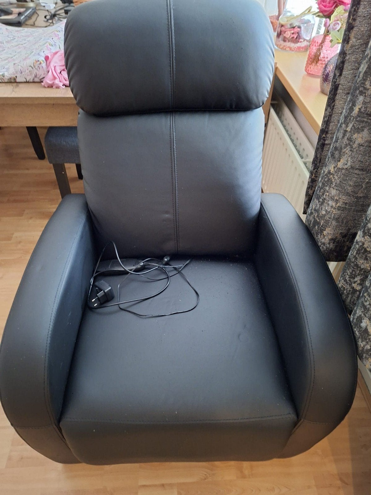 Massage stoel, Ophalen, Gebruikt, 75 tot 100 cm, 50 tot 75 cm