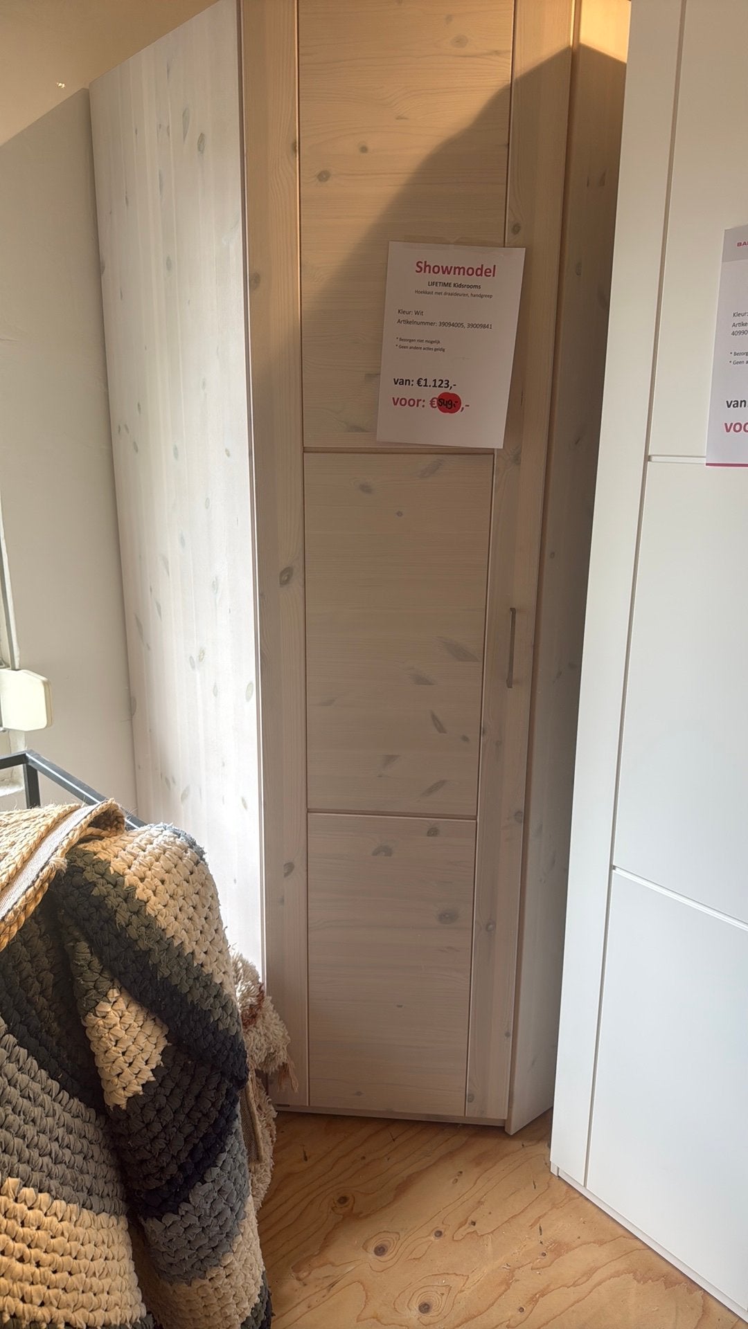 Lifetime Hoekkast met draaideuren en handgreep, Huis en Inrichting, Kasten | Kledingkasten, Ophalen, 50 tot 100 cm, Zo goed als nieuw