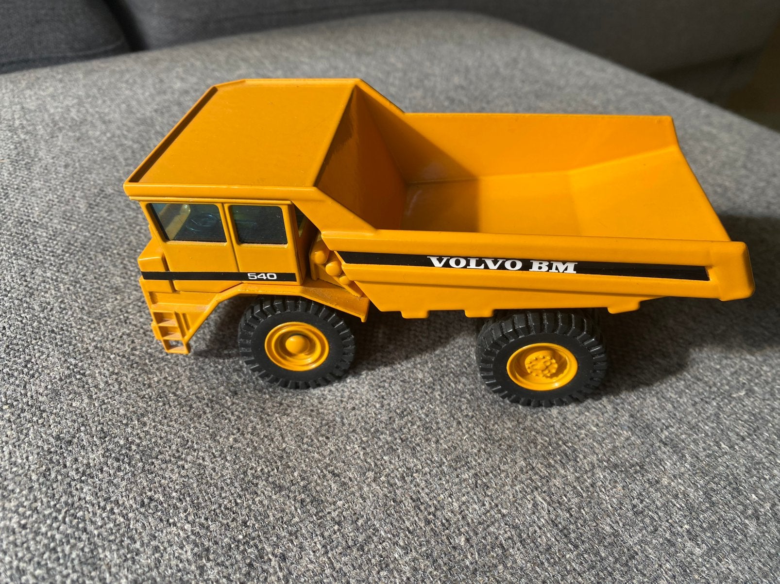 Volvo dumper - model 540, Ophalen of Verzenden, Zo goed als nieuw, Auto, Overige merken
