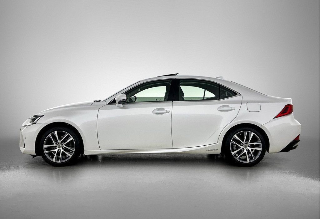 Lexus IS 300h Hybrid Business Line Premium uitgevoerd | Elek, 12 maanden, Achterwielaandrijving, Gebruikt, Leder en Stof