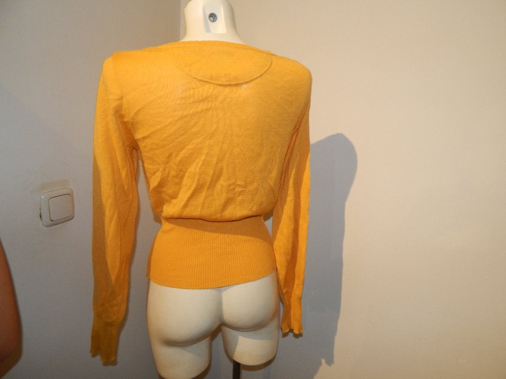 Tante Betsy geel gebreid vest open sier werkje mt M, Kleding | Dames, Truien en Vesten, Maat 38/40 (M), Tante Betsy, Verzenden