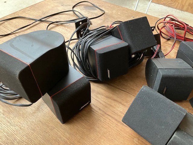 4 x bose double cube speaker met wand bevestiging, 70 watt of meer, Overige spelers, Ophalen, Overige merken
