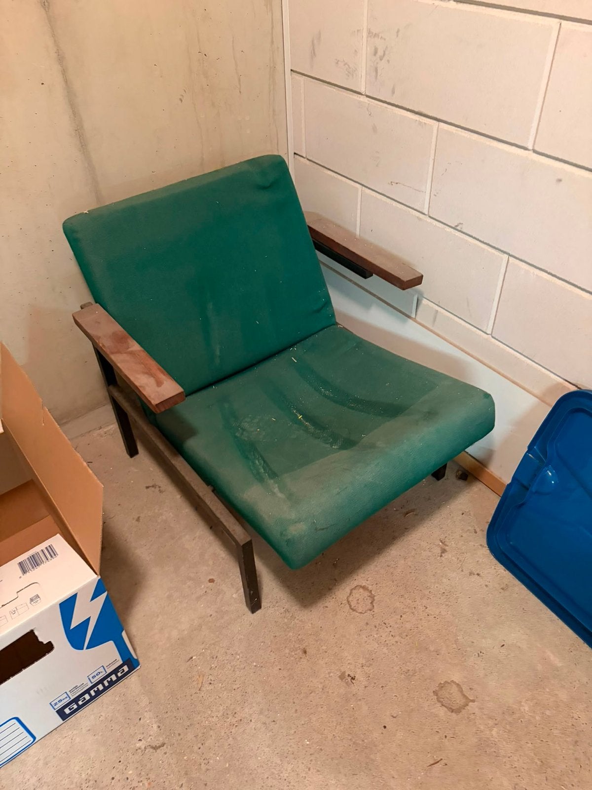 Vintage fauteuil jaren '60 - Groen met houten armleuningen, Ophalen
