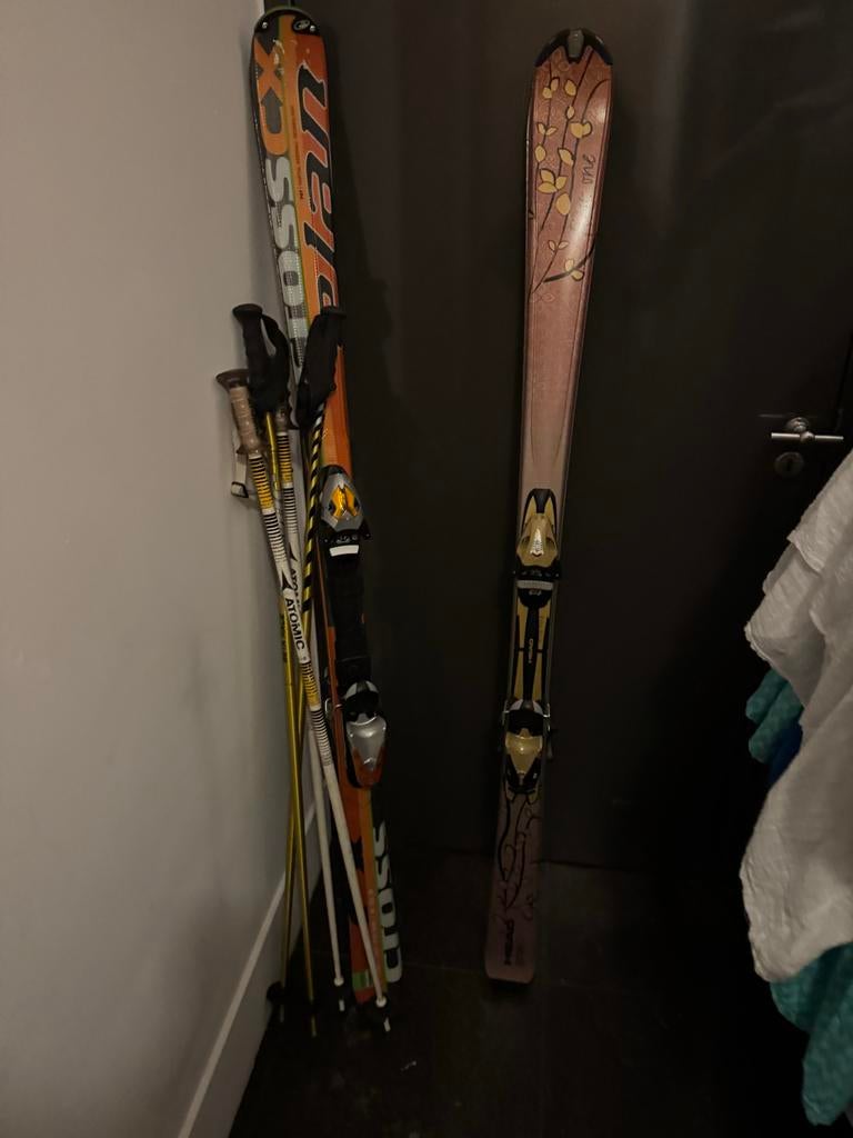 Twee paar ski's, dames en heren, Ophalen, 140 tot 160 cm, Gebruikt, Skiën