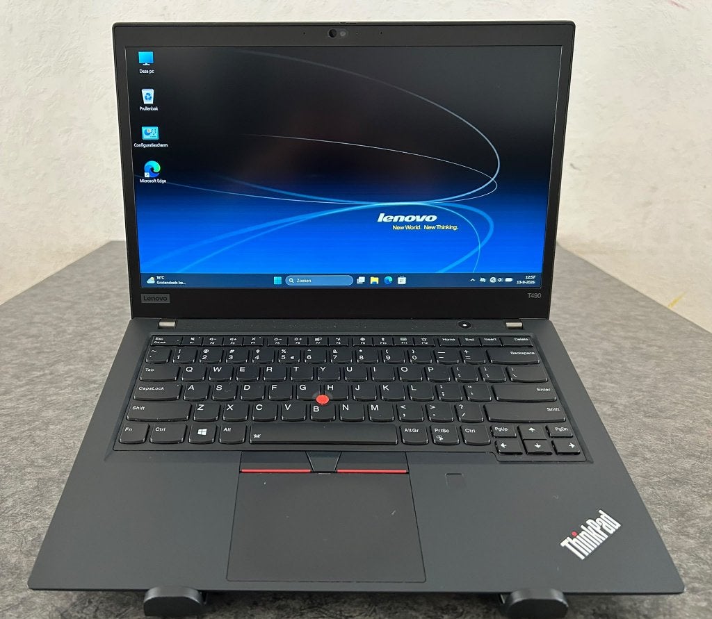 Lenovo Thinkpad T490, Computers en Software, Ophalen, Qwerty, 14 inch, SSD