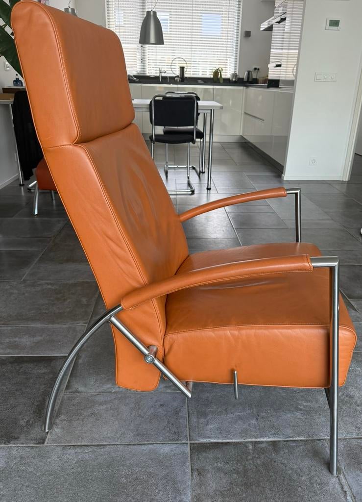 Harvink club relax, fauteuil en hocker, leder, kleur brandy, Huis en Inrichting, Fauteuils, Ophalen, Zo goed als nieuw, Leer, 75 tot 100 cm