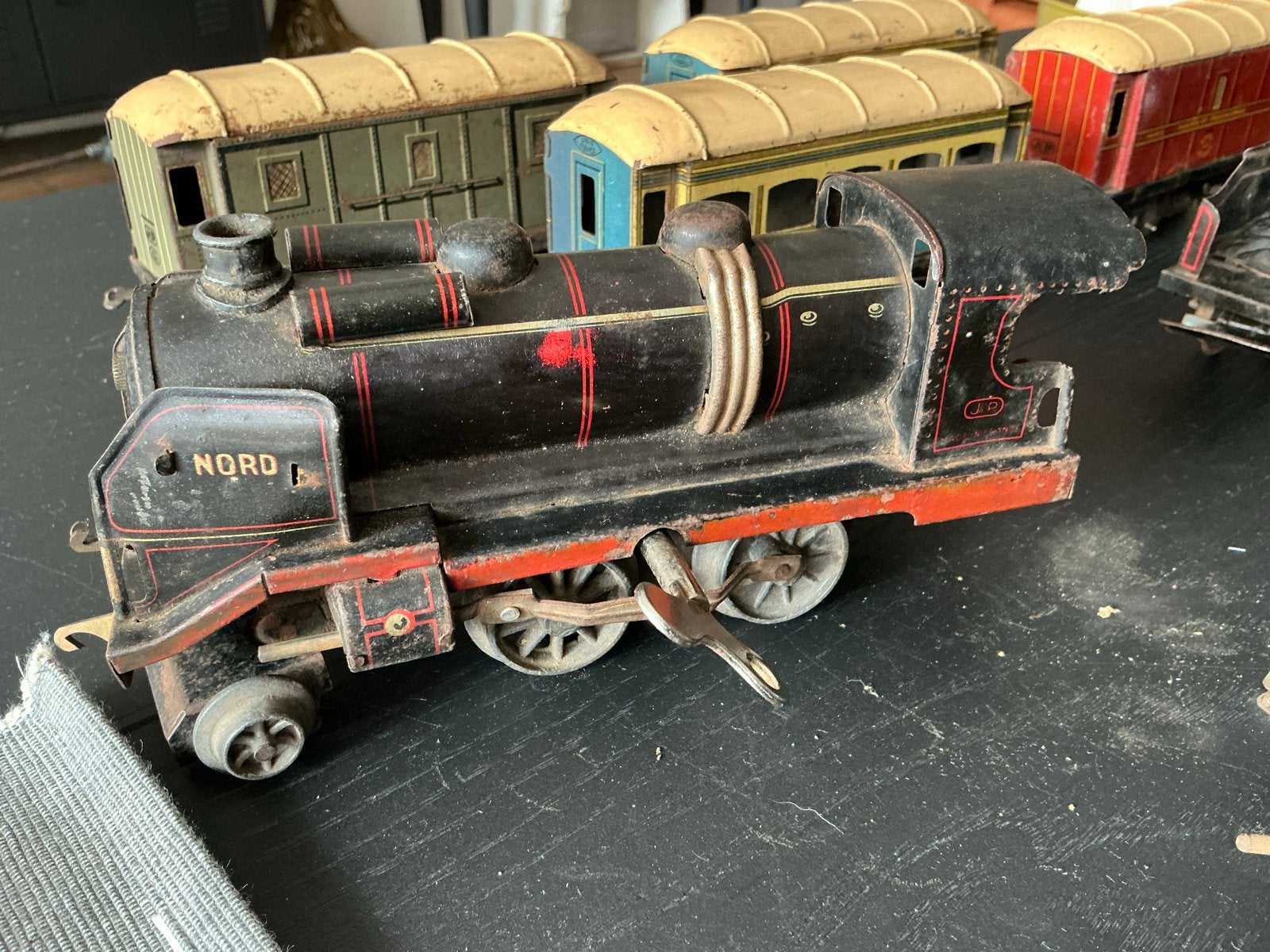 Antieke speelgoedtrein met wagons en rails - NORD 1930-1934, Hobby en Vrije tijd, Modeltreinen | H0, Ophalen of Verzenden, Gebruikt