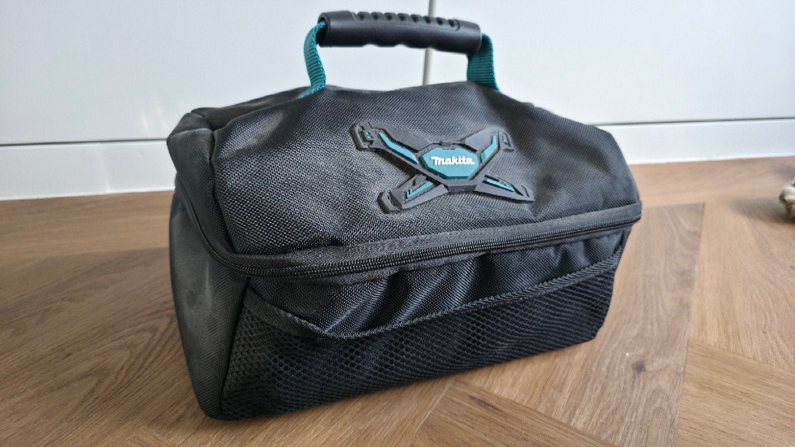 Nieuwe Makita Koeltas - Ideaal voor Werk en Vrije Tijd, Caravans en Kamperen, Ophalen