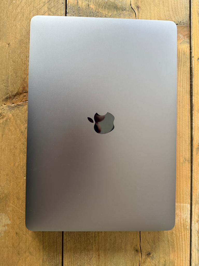 MacBook Pro 2019 - Uitstekende staat, 256 GB, 2 tot 3 Ghz, Qwerty, 8 GB
