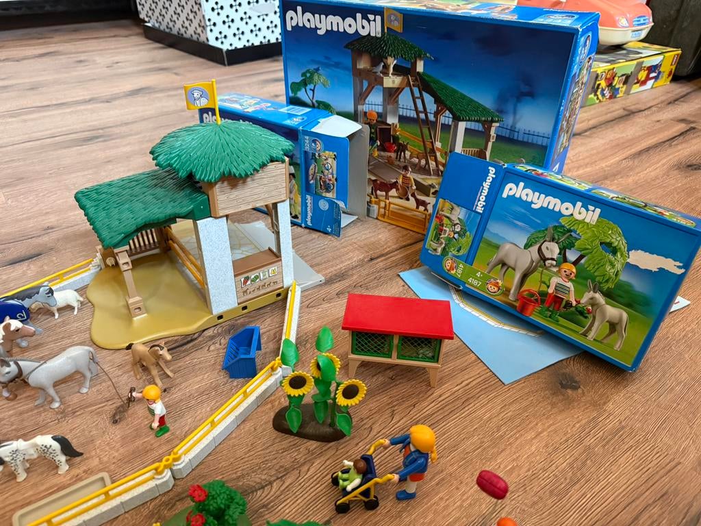 Playmobil kinderboerderij en vele extras, Ophalen, Zo goed als nieuw