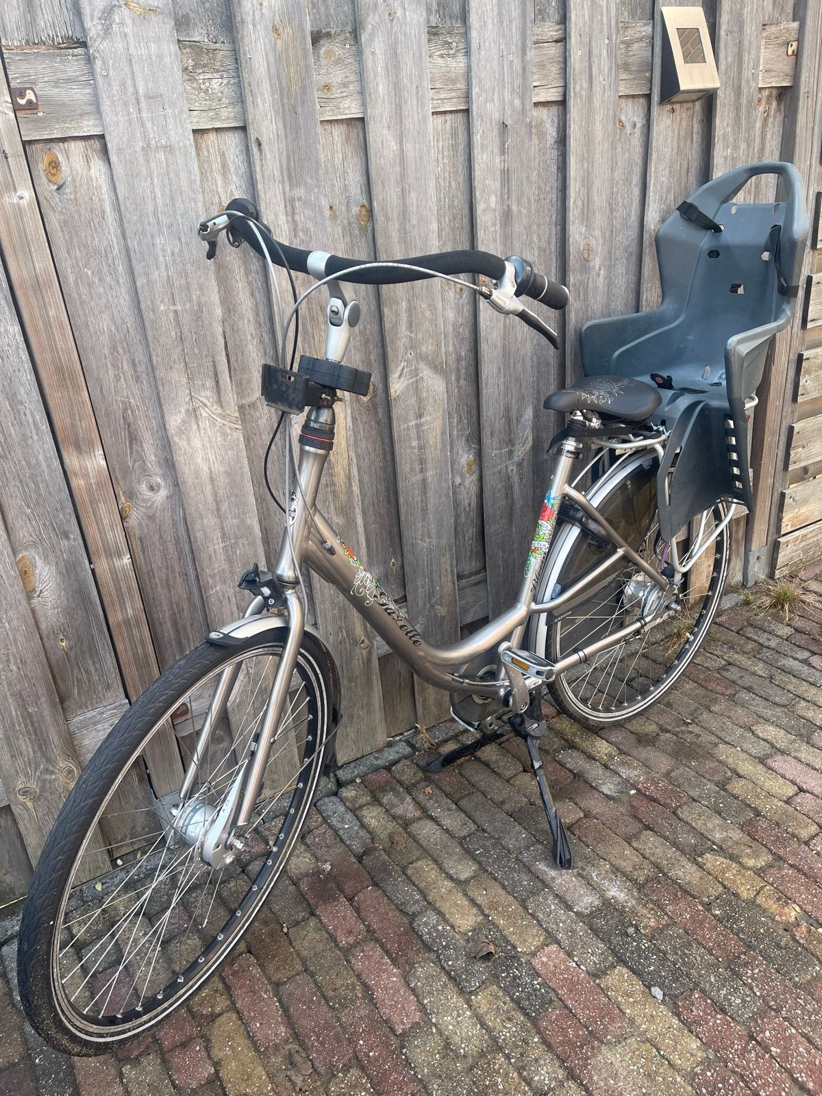Mooie nette Gazelle moederfiets met kinderzitje, Ophalen, Terugtraprem, Dubbele standaard, Gazelle