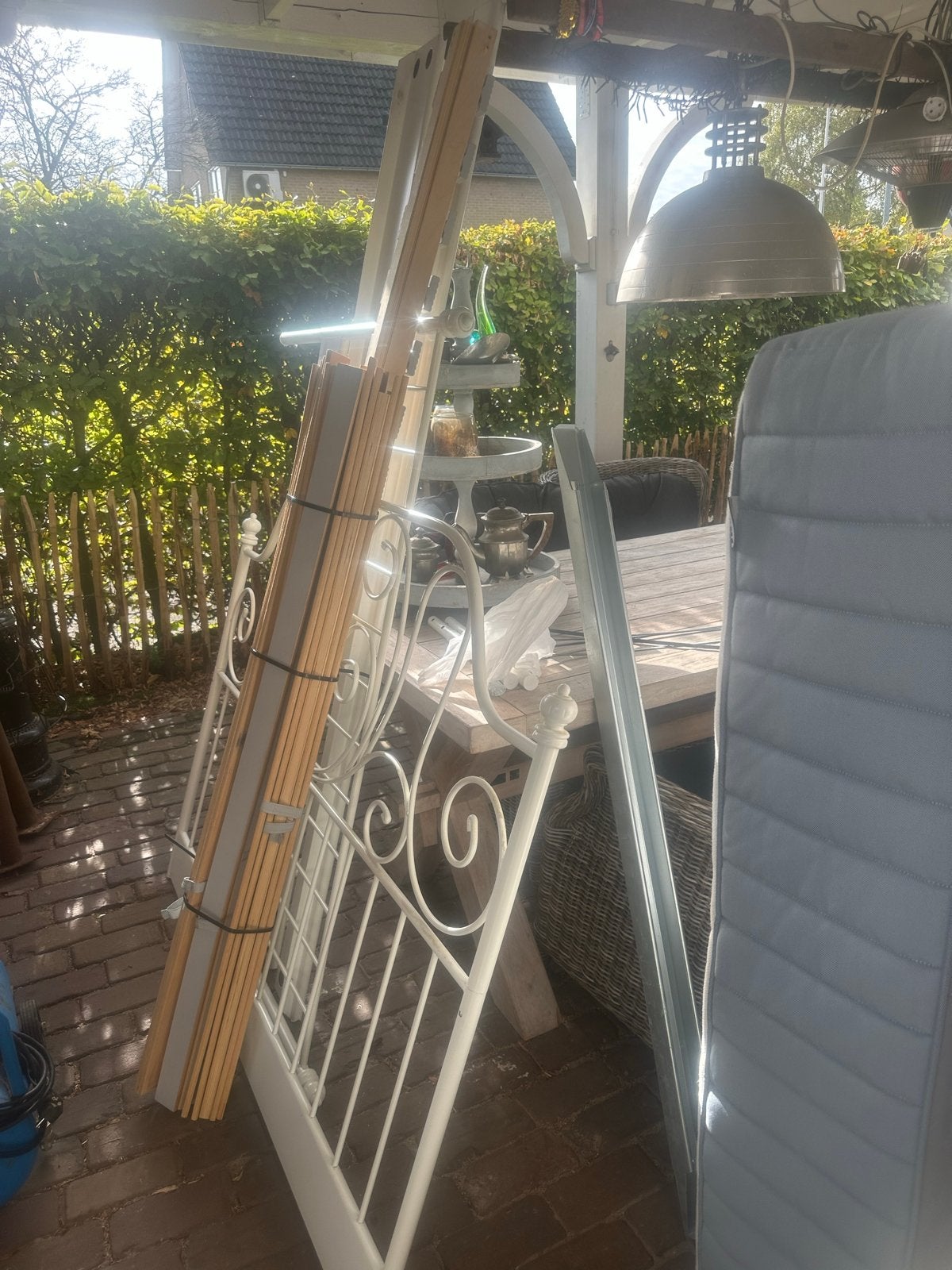 IKEA LEIRVIK Tweepersoonsbed 140x200 cm, Ophalen, Wit, Tweepersoons, 140 cm