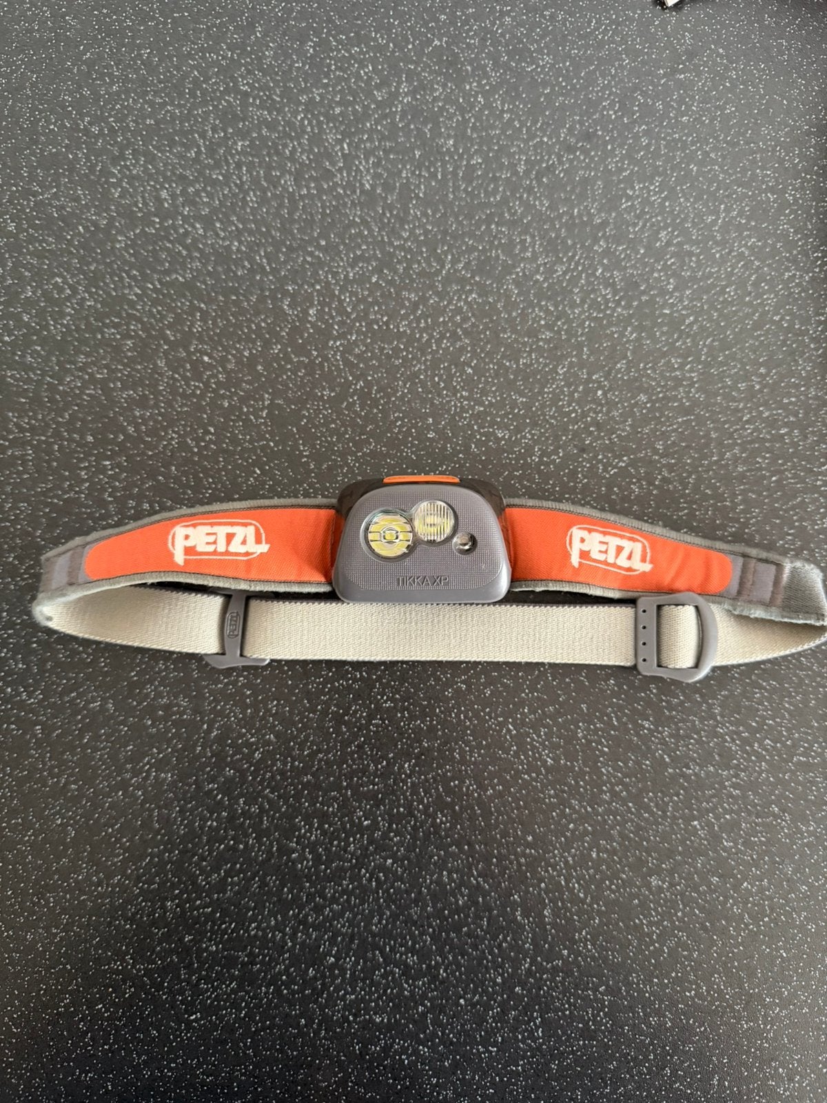 Hoofdlamp Petzl Tikka xp outdoorlamp, Ophalen of Verzenden, Gebruikt, Batterij