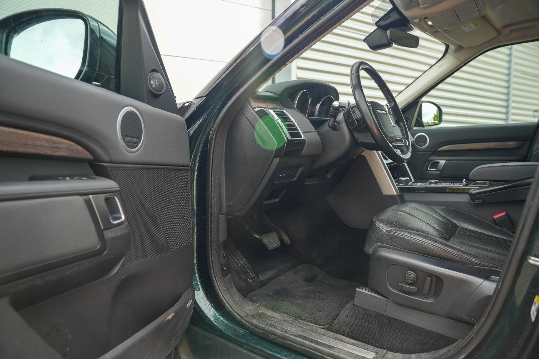Land Rover Discovery 3.0 SDV6 HSE Luxury Leer Cruise Navigat, Automaat, Gebruikt, Euro 6, 2993 cc