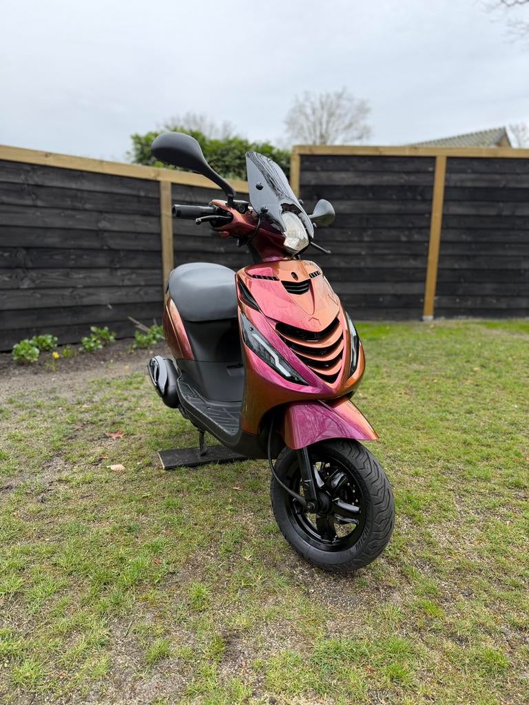 Piaggio Zip ‼️NIEUWSTAAT‼️, Ophalen, Zo goed als nieuw, Benzine