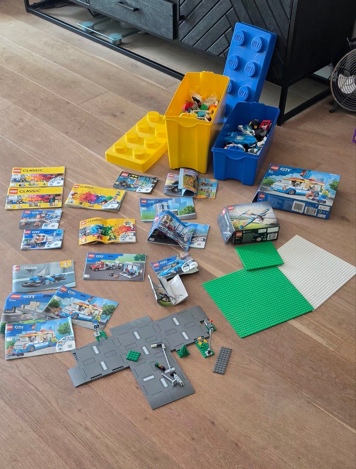 LEGO boxen, met heel veel extra Lego, Ophalen, Zo goed als nieuw