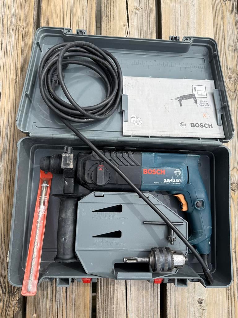 Bosch GBH 2 SR Boorhamer met SDS-plus koffer, 600 watt of meer, Boor- en/of Breekhamer, Ophalen of Verzenden, Zo goed als nieuw