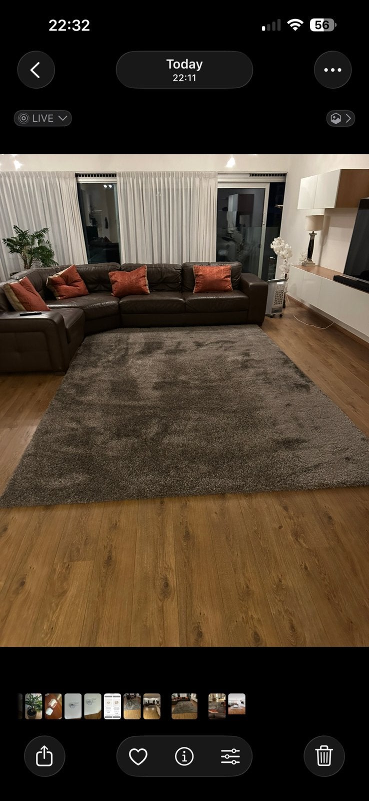 Hoogpolig vloerkleed taupe, 150 tot 200 cm, 200 cm of meer, Ophalen of Verzenden, Zo goed als nieuw