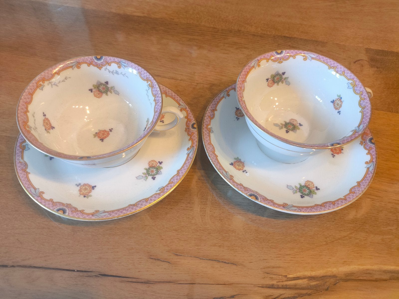 Antieke Bavaria theekopjes met schotels - Set van 2, Ophalen