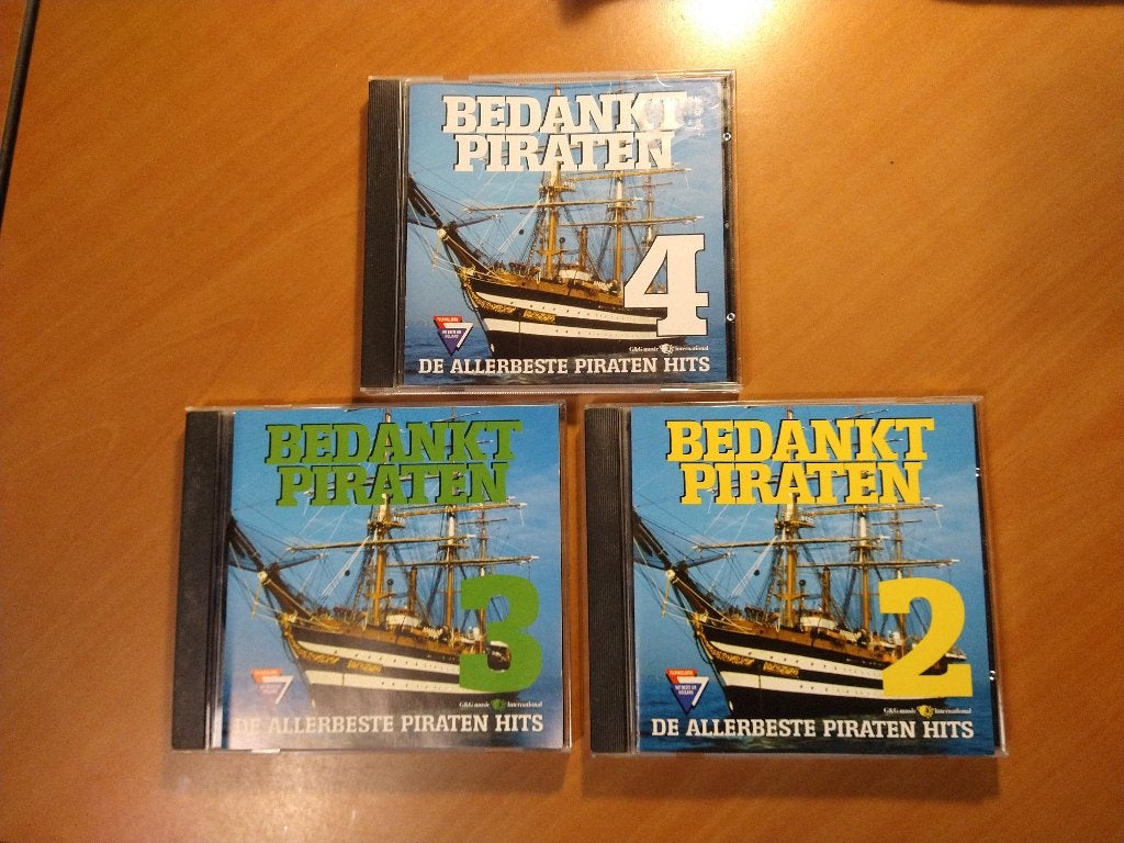 CD Bedankt Piraten 2 + 3 + 4. De allesbeste piratenhits, Ophalen of Verzenden, Zo goed als nieuw, Levenslied of Smartlap