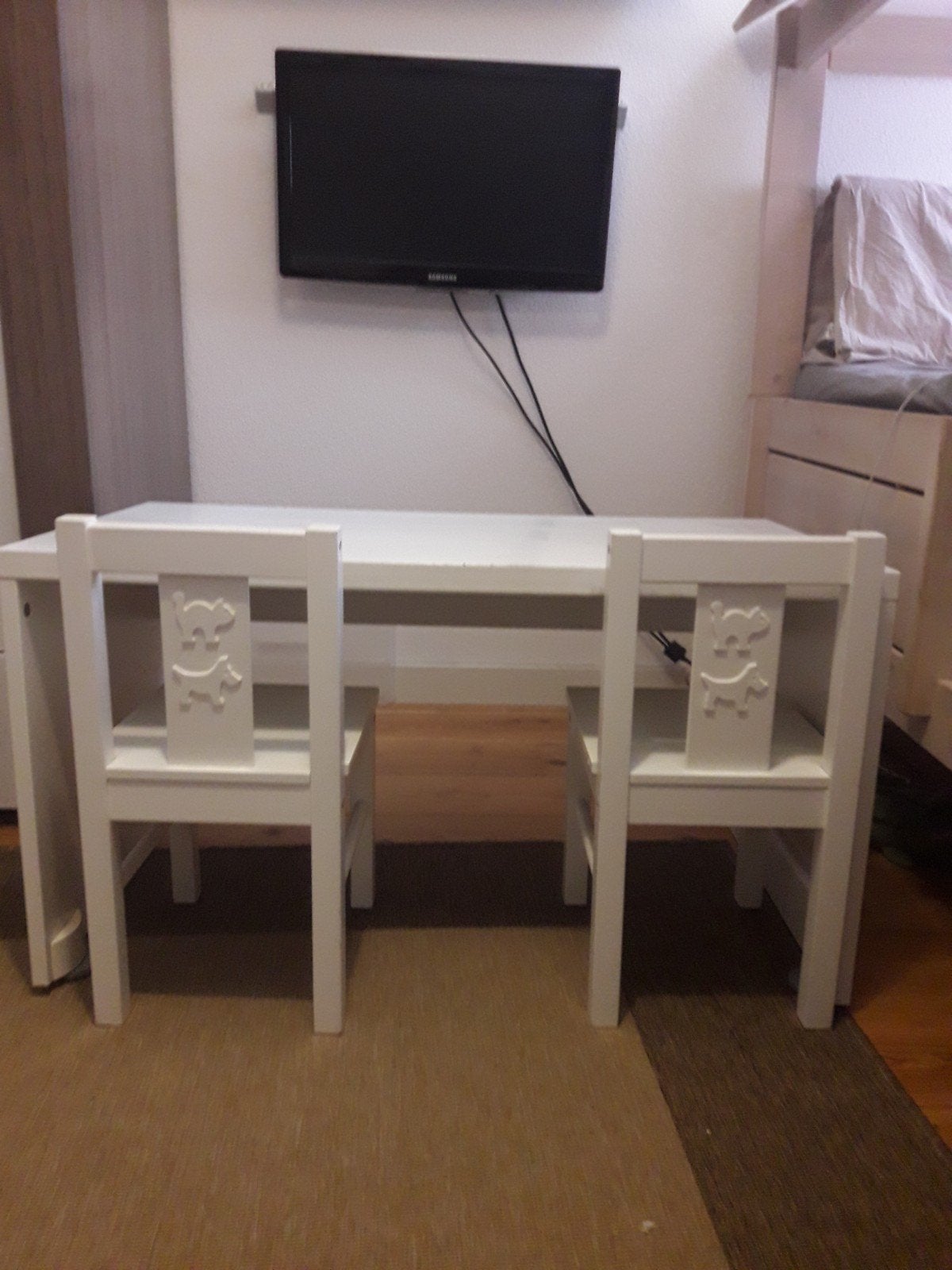 Kindertafel met 2 stoeltjes, Ophalen, Tafel(s) en Stoel(en)