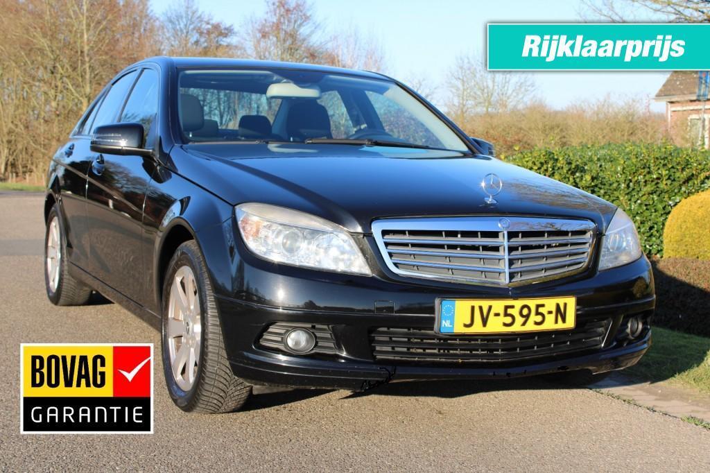 Mercedes-benz C-KLASSE C180K 156pk Elegance ECC/navi/trekhaa, Auto's, Mercedes-Benz, Gebruikt, 4 cilinders, Zwart, 1365 kg