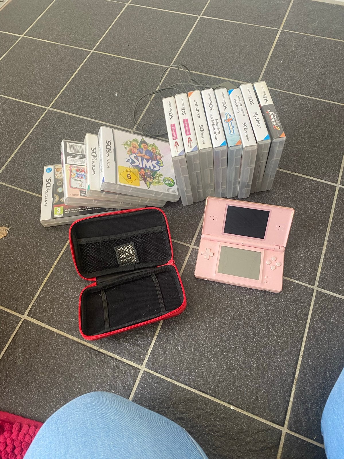 Roze Nintendo DS Lite met 10 games en hoesje, Spelcomputers en Games, Spelcomputers | Nintendo DS, Ophalen, Roze, DS Lite, Gebruikt